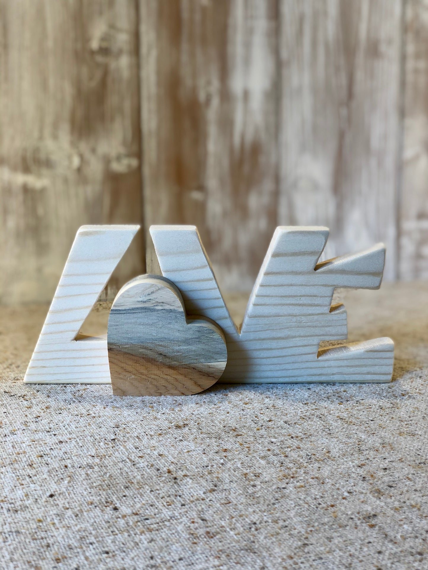 SCRITTA LOVE Il Truciolo by MJ