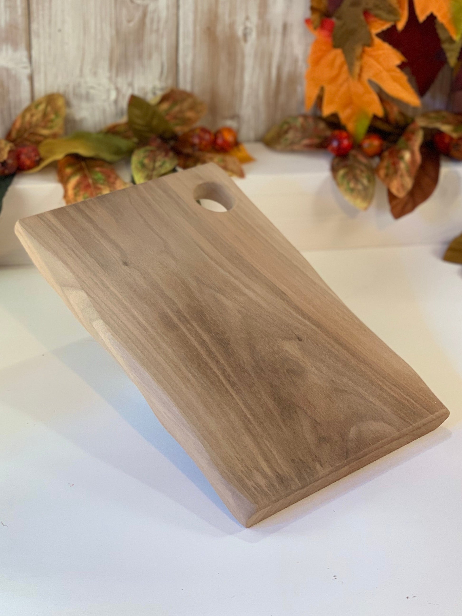 TAGLIERE IN NOCE Il Truciolo by MJ