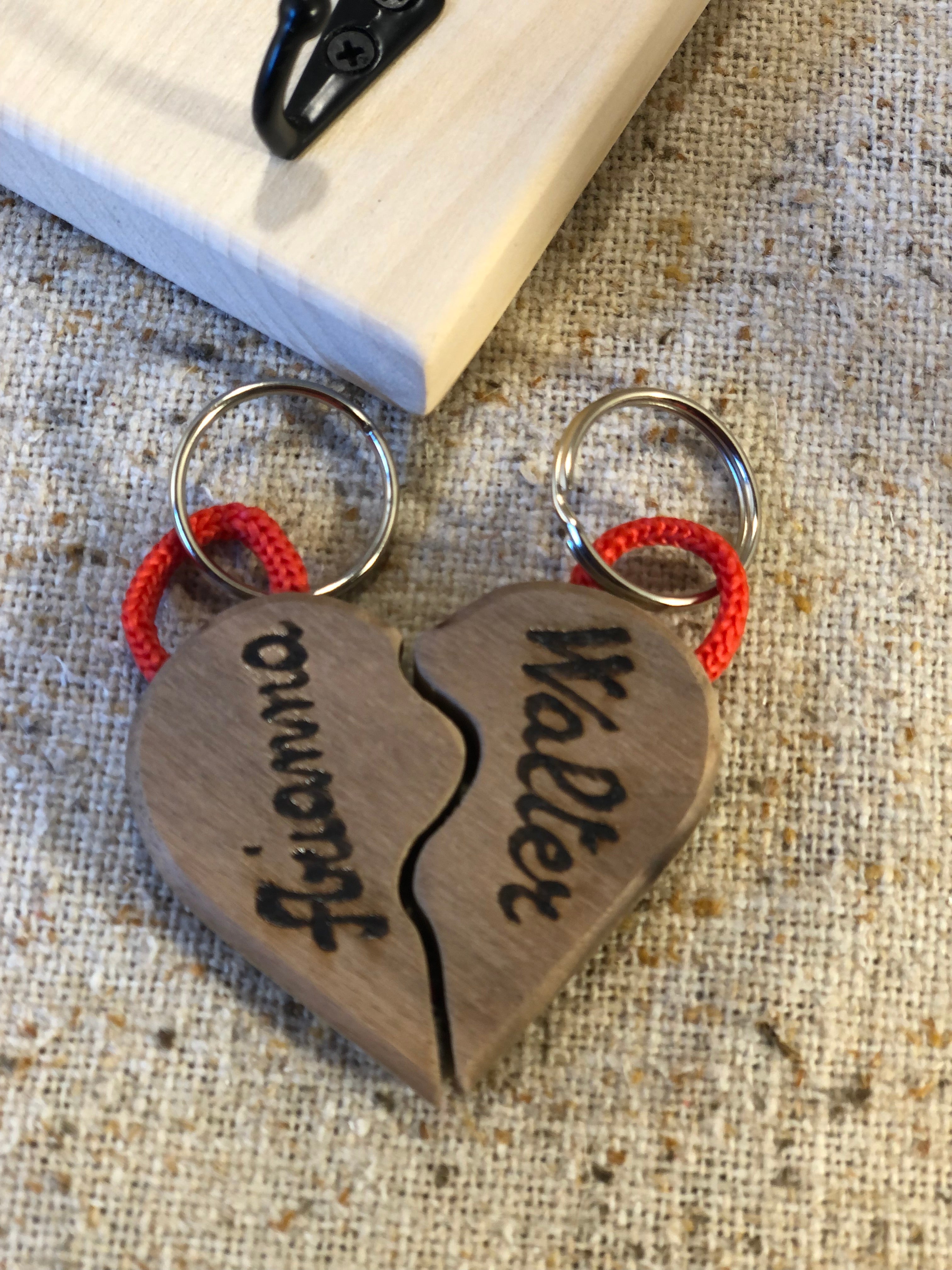 LIOOBO Set 3 Portachiavi In Acciaio Inossidabile Con Scritta 'Ti Amo 3000', Ciondoli Per Borsa E Zaino, Regalo Romantico Per Marito O Fidanzato, 7x3 Cm, Argento
