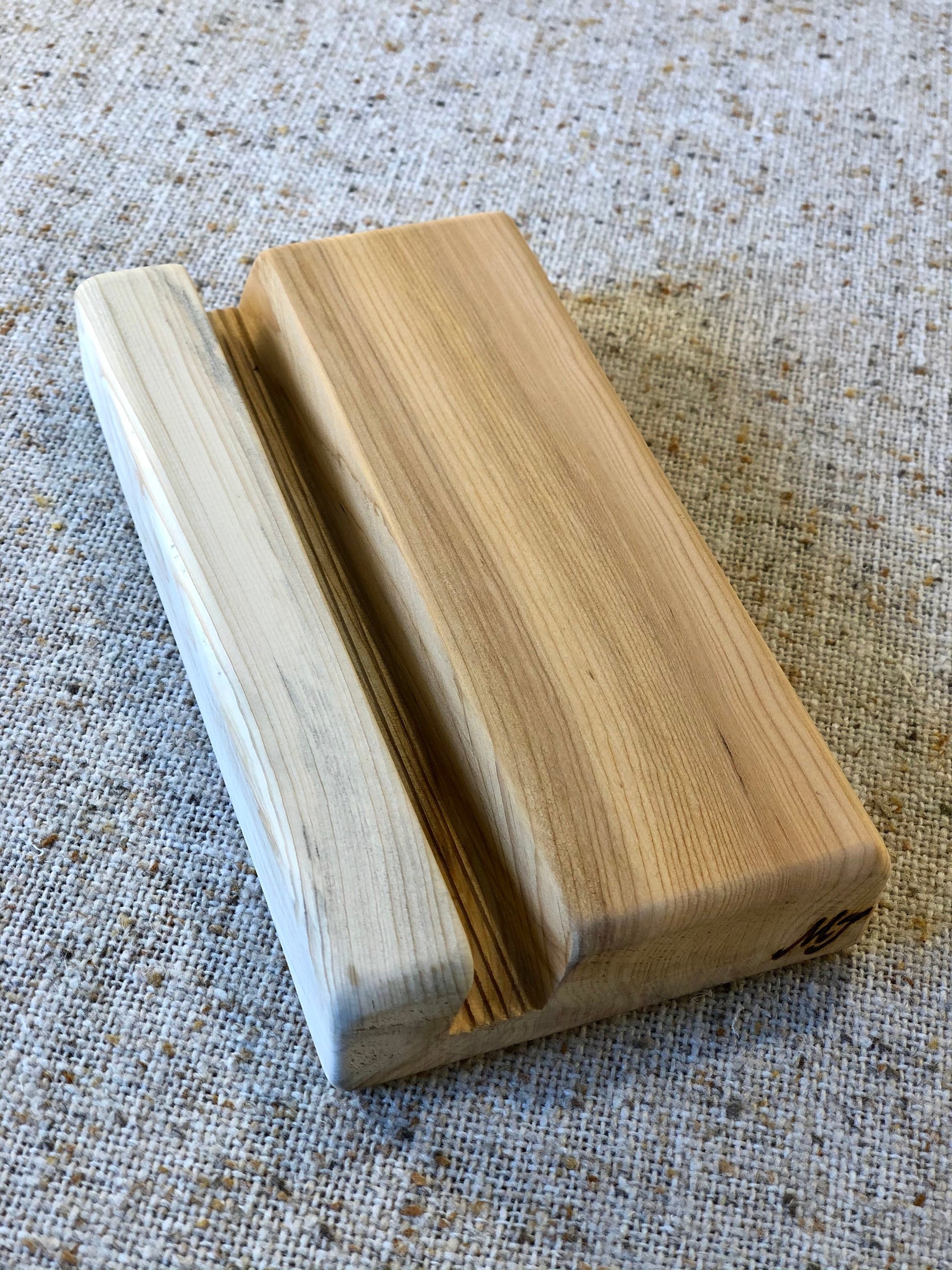 PORTA CELLULARE A TAVOLETTA (ordine minimo 8 pezzi) Il Truciolo by MJ